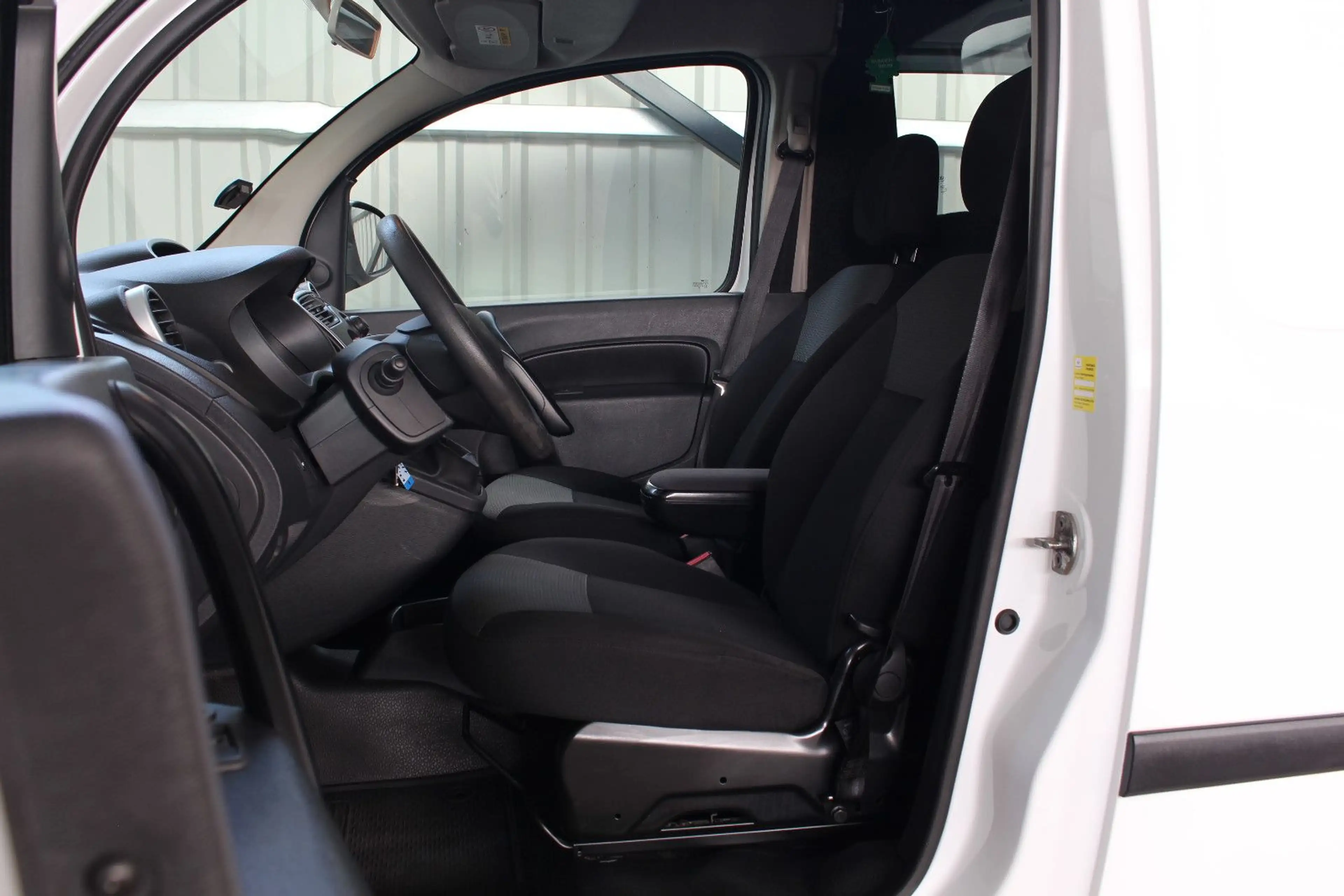 Renault Kangoo Rapid Extra — photo 22