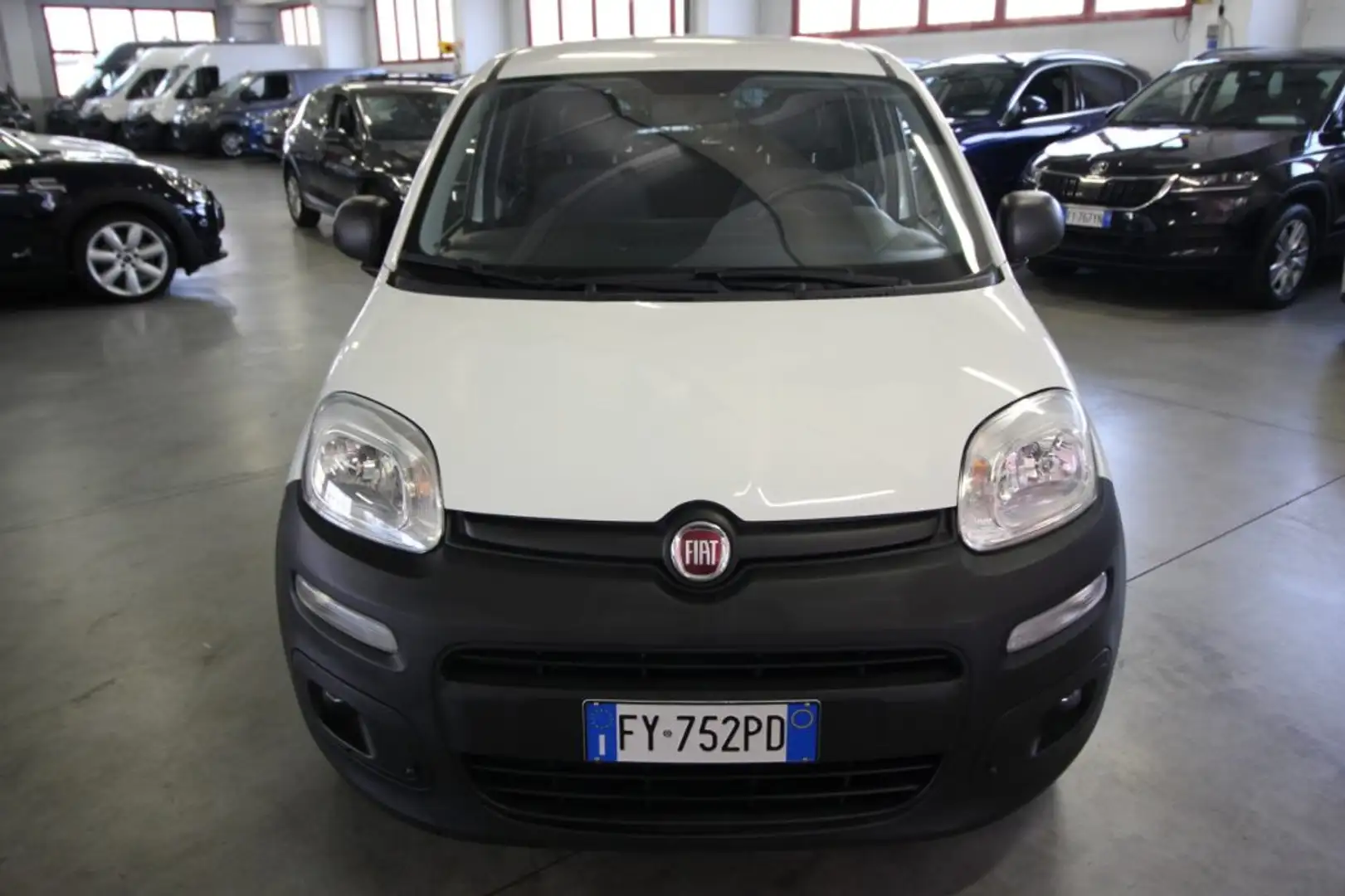Fiat Panda VAN 1.2 Pop 2 posti + IVA 22% Bianco - 1