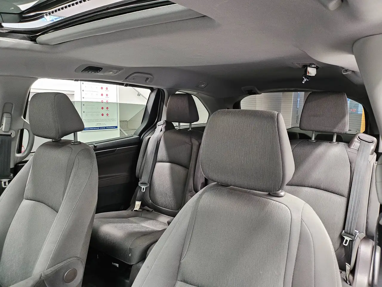 Honda Odyssey снимка Honda Odyssey