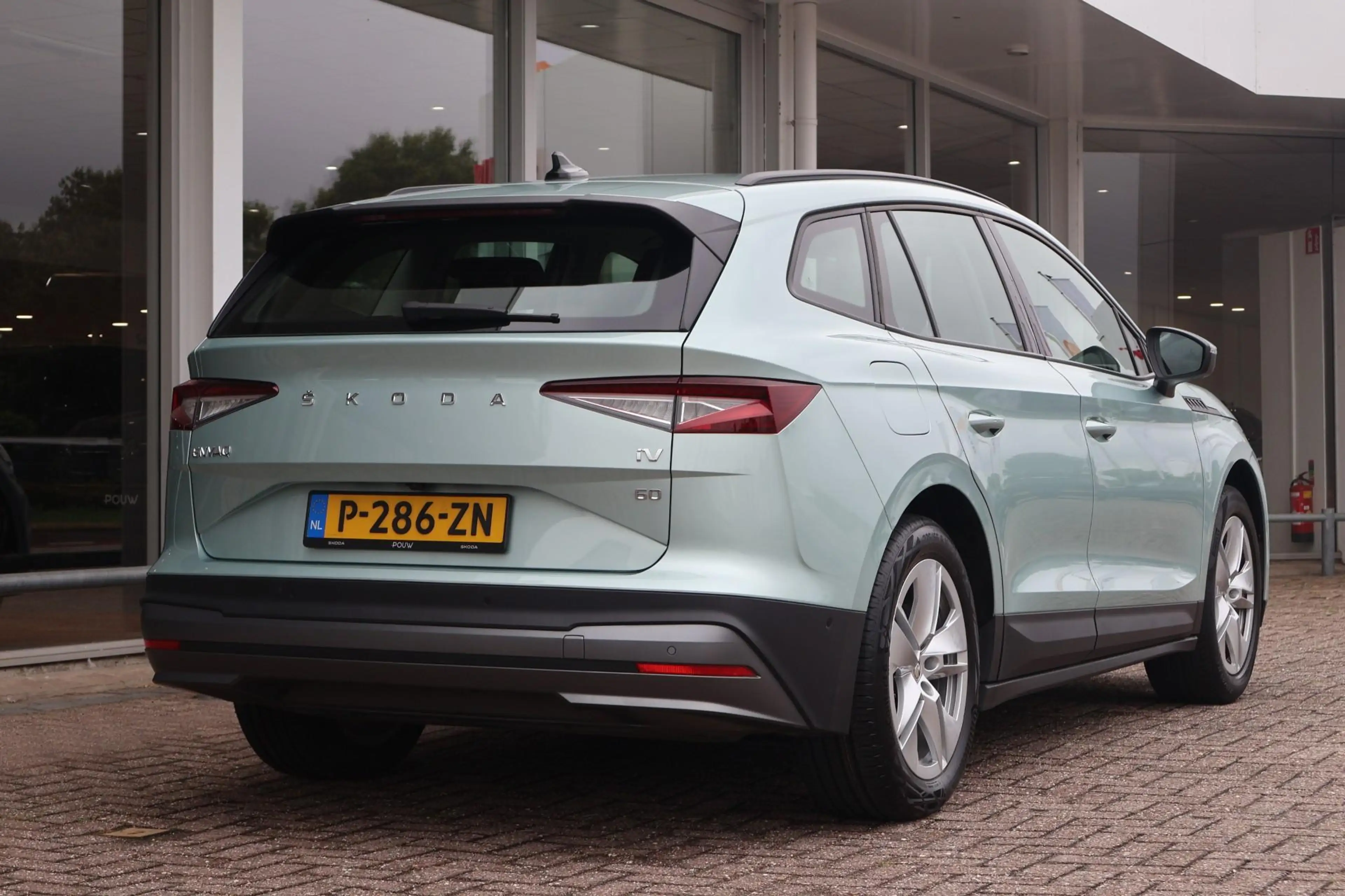 Skoda Enyaq 60 180pk | SoH 94% | Trekhaak | Navigatie | Camera — photo 2