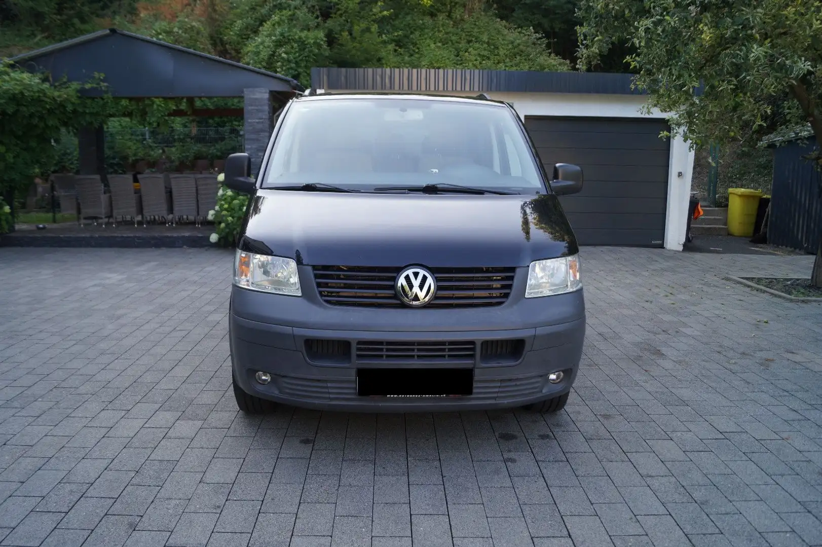 Volkswagen T5 Caravelle +4MOTION+LANG+STANDH+SCHIEBETÜR+AHK Noir - 2