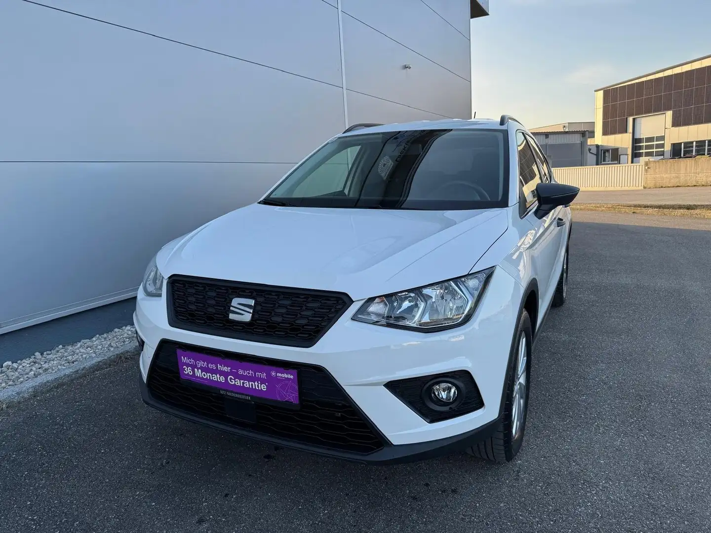 SEAT Arona TSI Reference **PICKERL NEU**SERVICE NEU** Weiß - 2