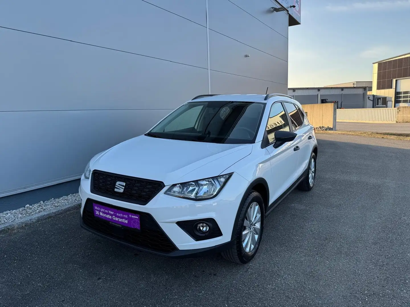SEAT Arona TSI Reference **PICKERL NEU**SERVICE NEU** Weiß - 1