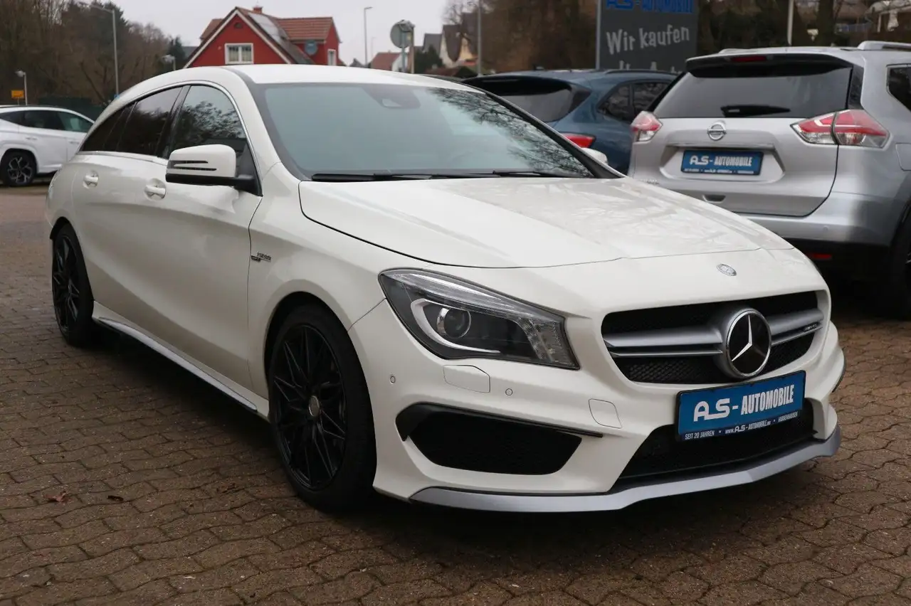 Mercedes-Benz CLA 45 AMG