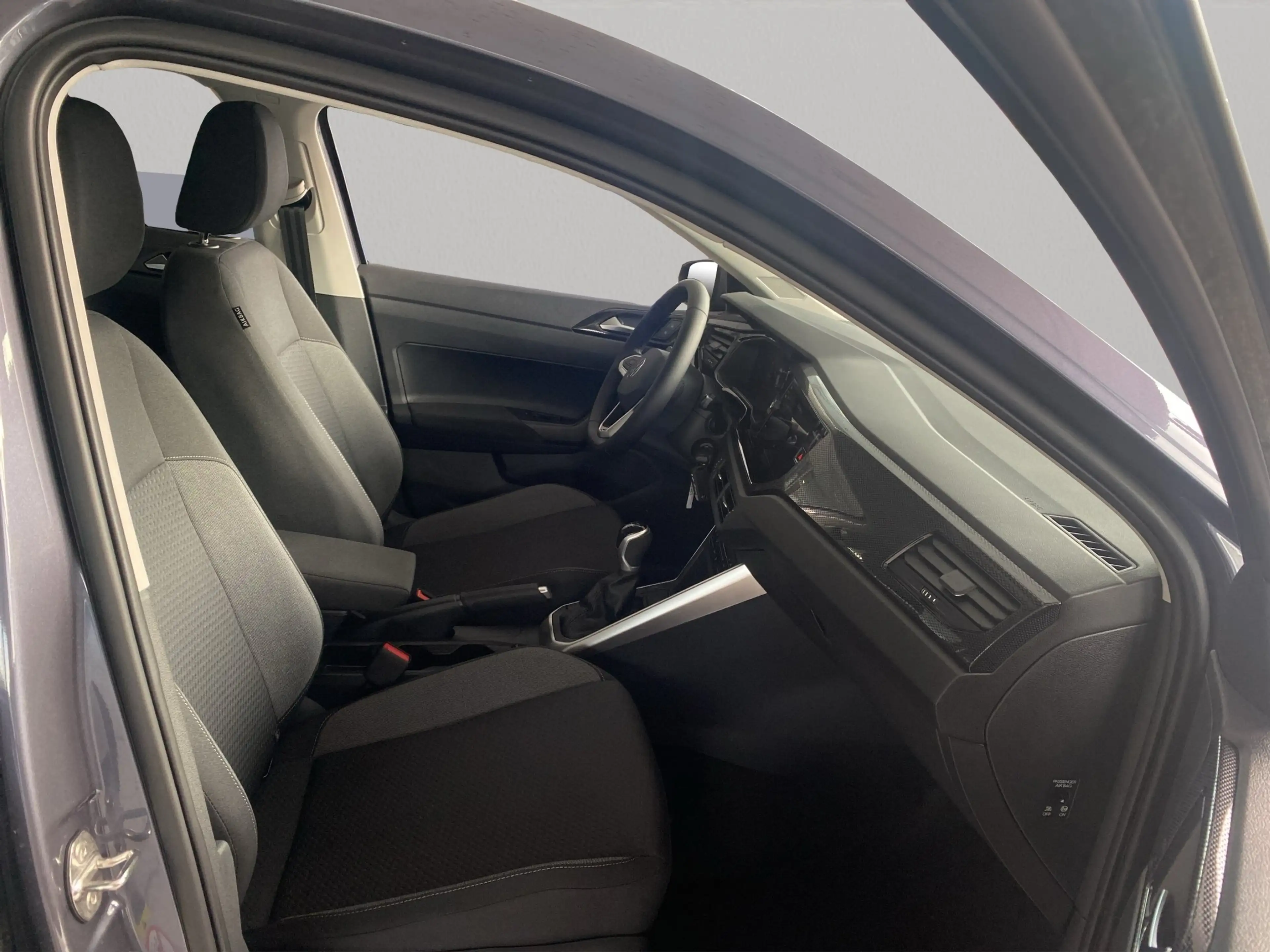 Volkswagen Polo Life 1.0 TSI Kam. LED PDC SHZ elSitz Alu — photo 6