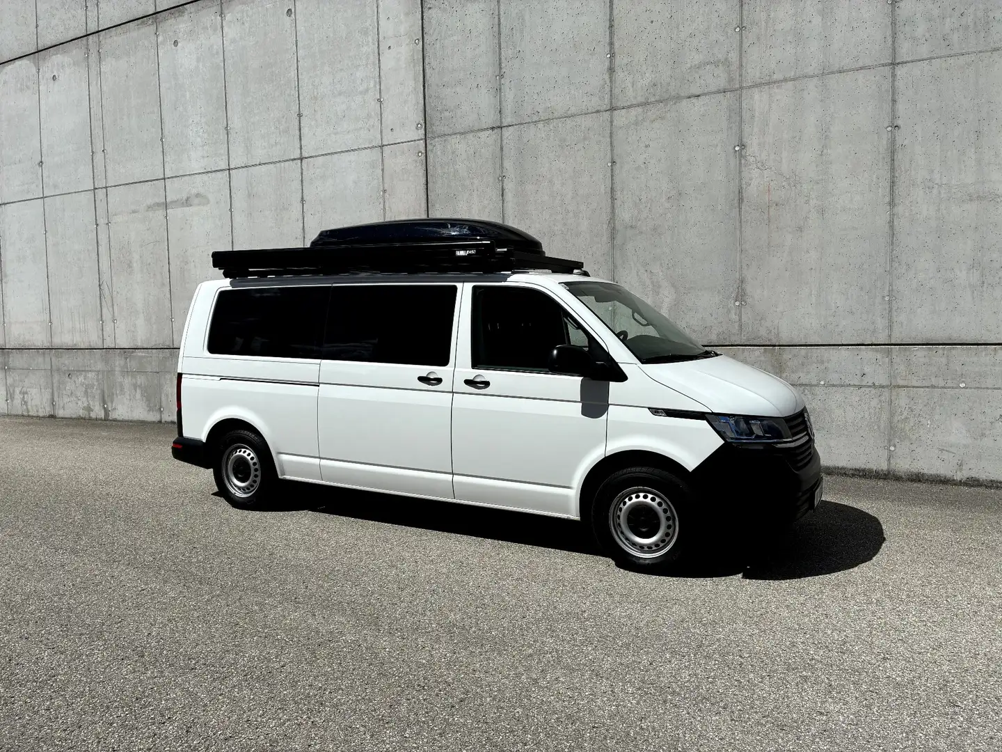 Volkswagen T6.1 California - 1
