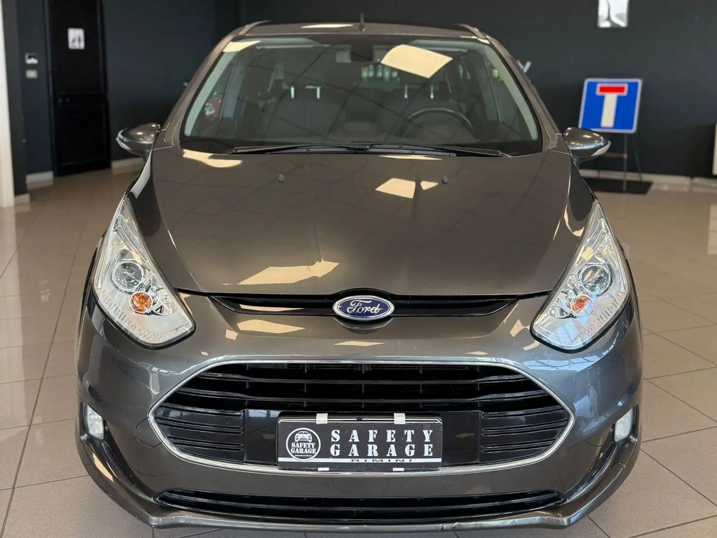 Ford B-Max B-Max 1.4 Business Titanium Gpl 87cv E6 Grau - 2