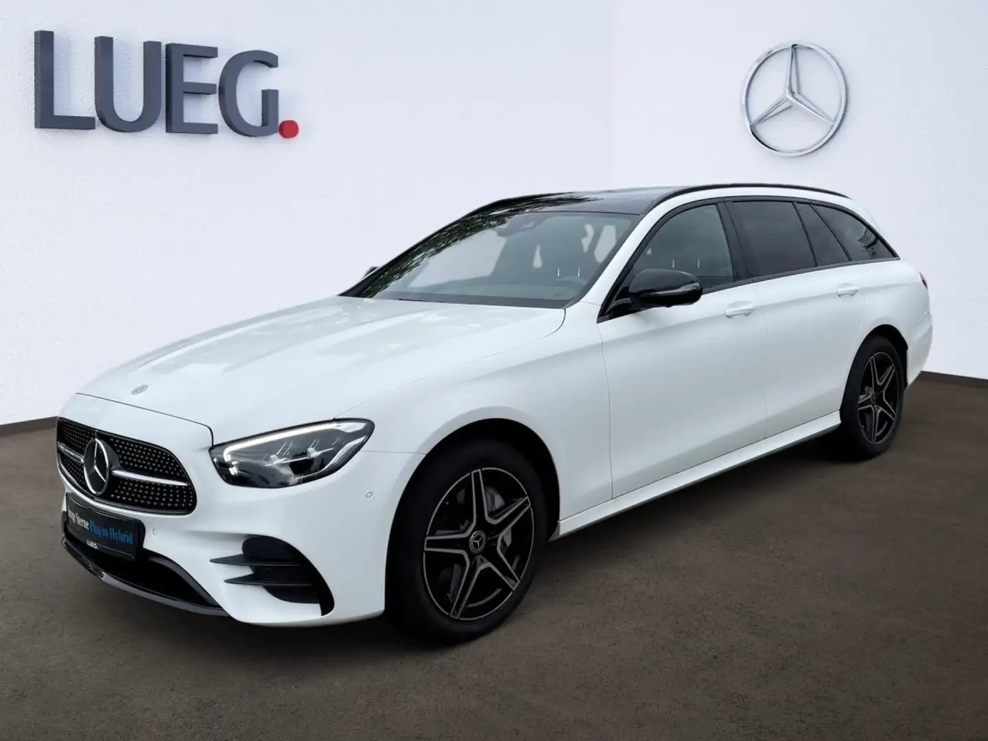 Mercedes-Benz E 300 de 4M T AMG+NIGHT+PANODACH+HUD+DISTRONIC Weiß - 2