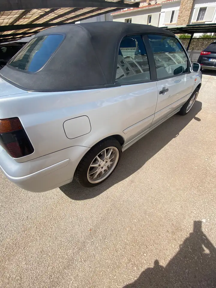 Volkswagen Golf Cabriolet 1.8i Classic Line, foto 2