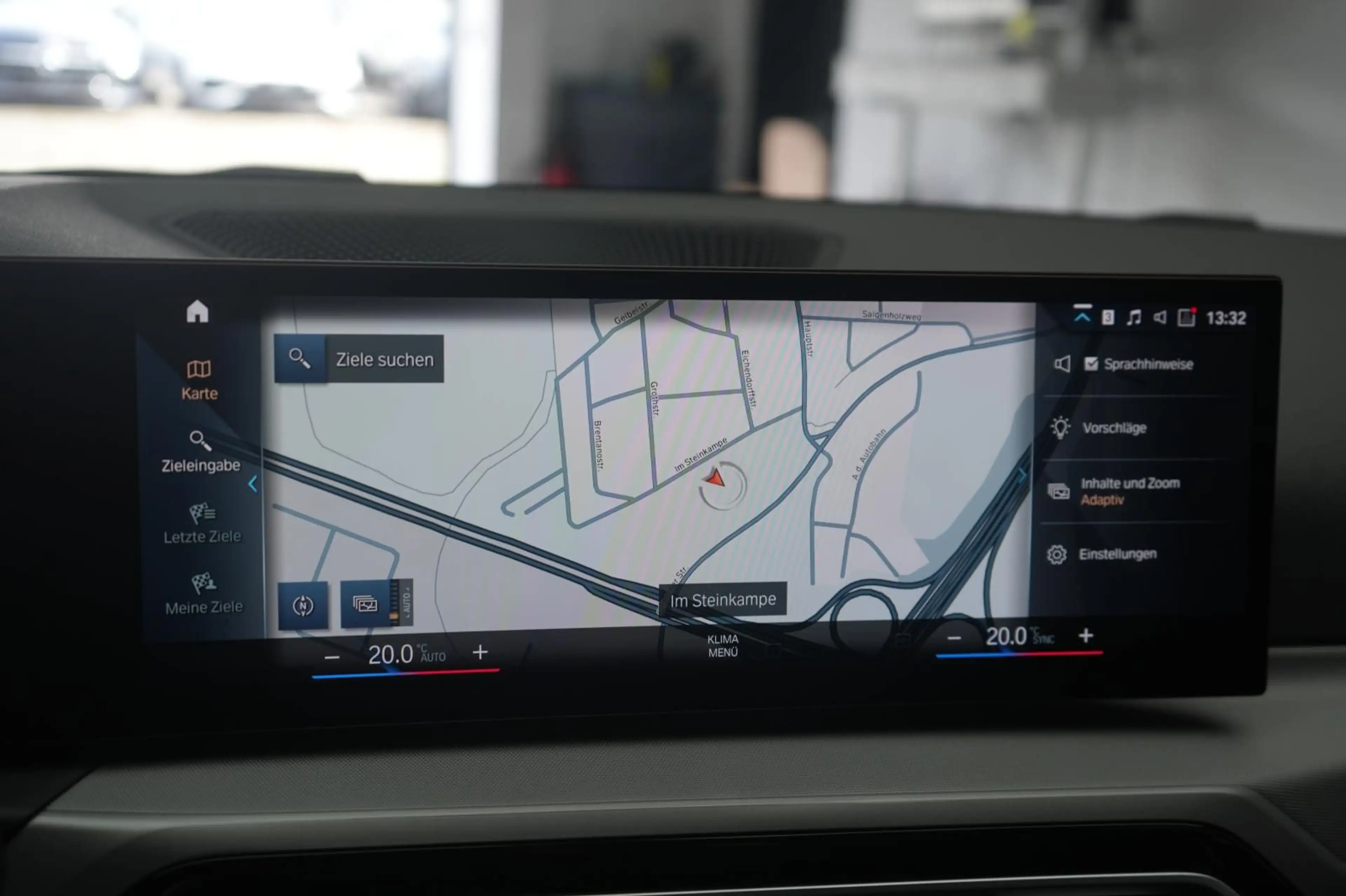 BMW 318 d Touring CarPlay/Temp/Lane/Wide/LED — photo 15