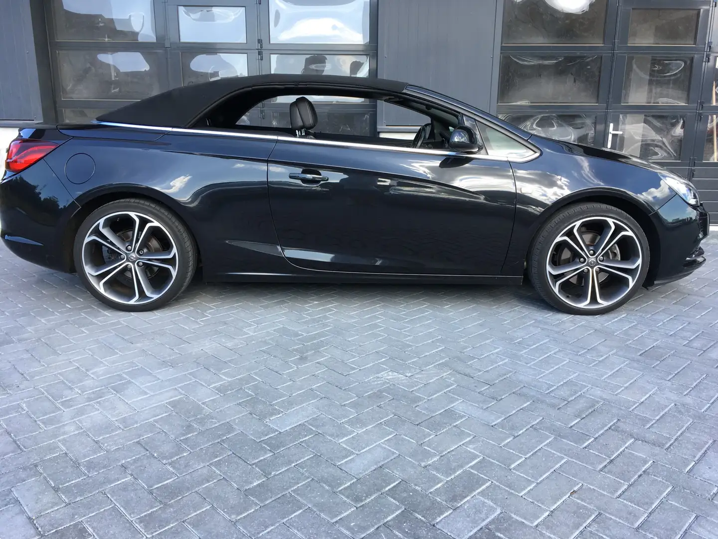 Opel Cascada 1.6 Turbo Cosmo nieuwe cabriokap! Zwart - 2