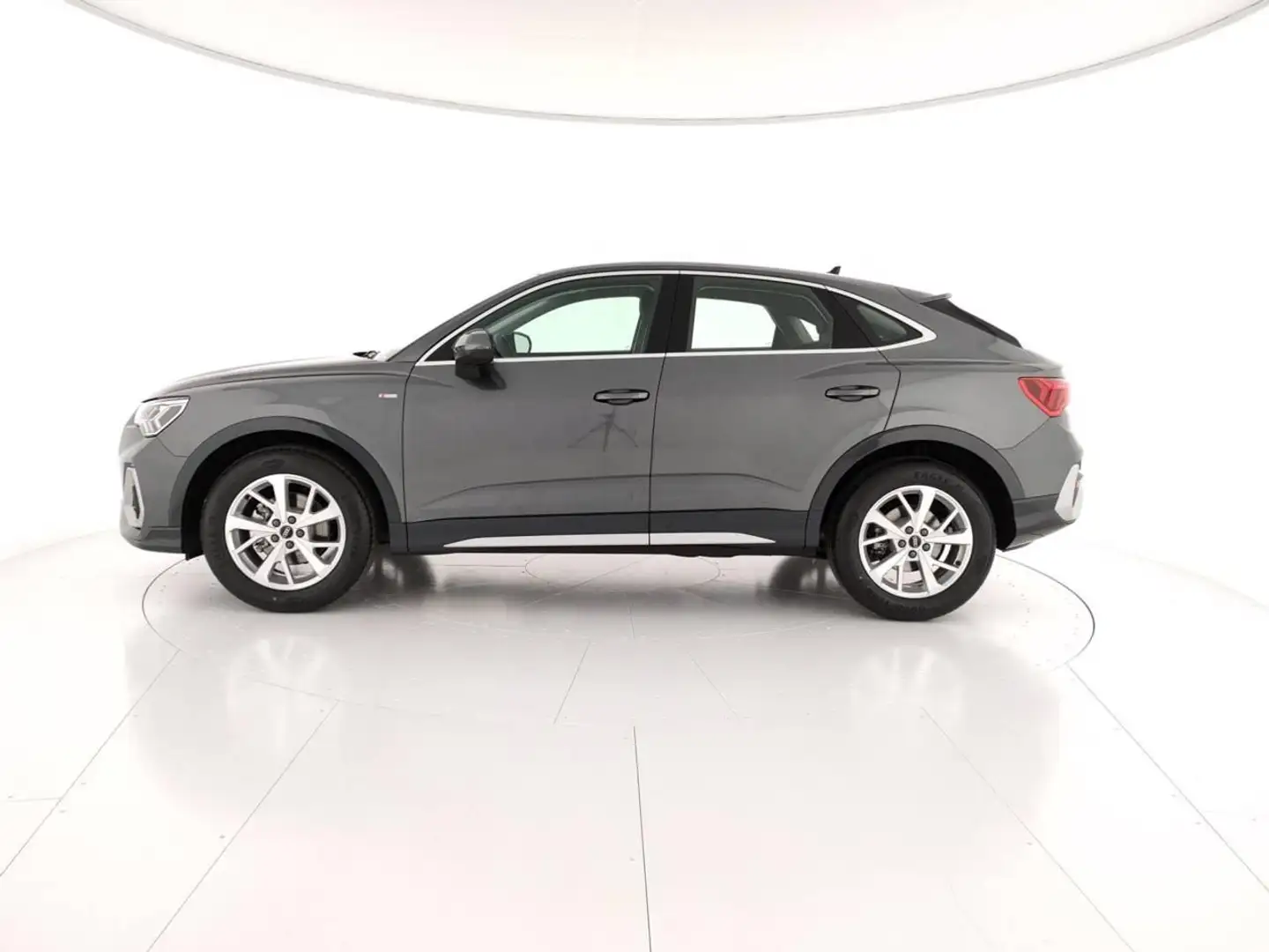 Audi Q3 Sportback 35 2.0 tdi S line edition s-tronic Grau - 2
