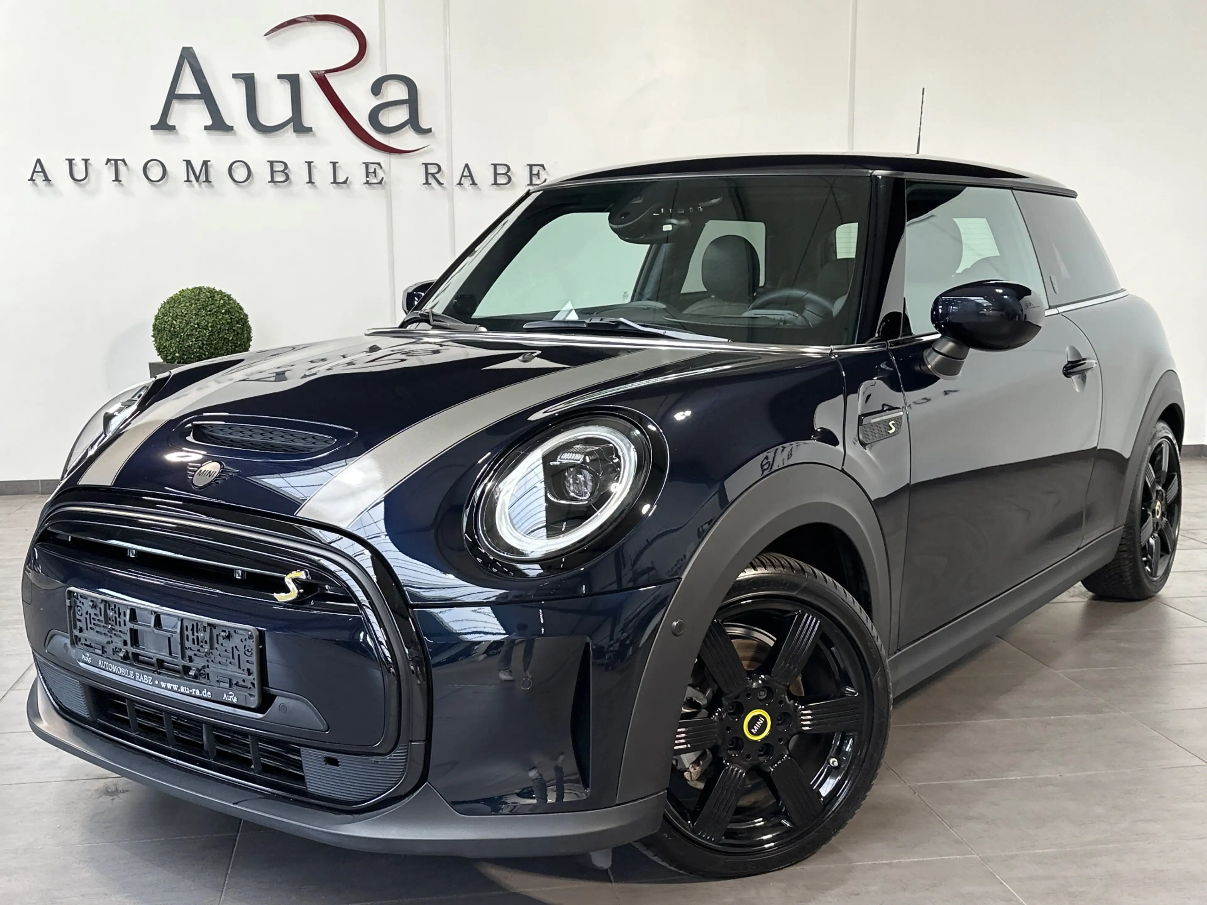 MINI Cooper SE MINI Yours Trim NAV+LED+PANO+HUD+KAM+SHZ+KEYLESS
