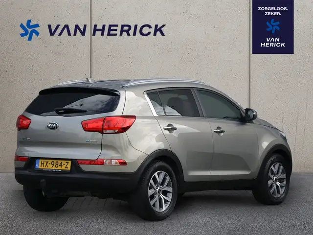 Kia Sportage view 4