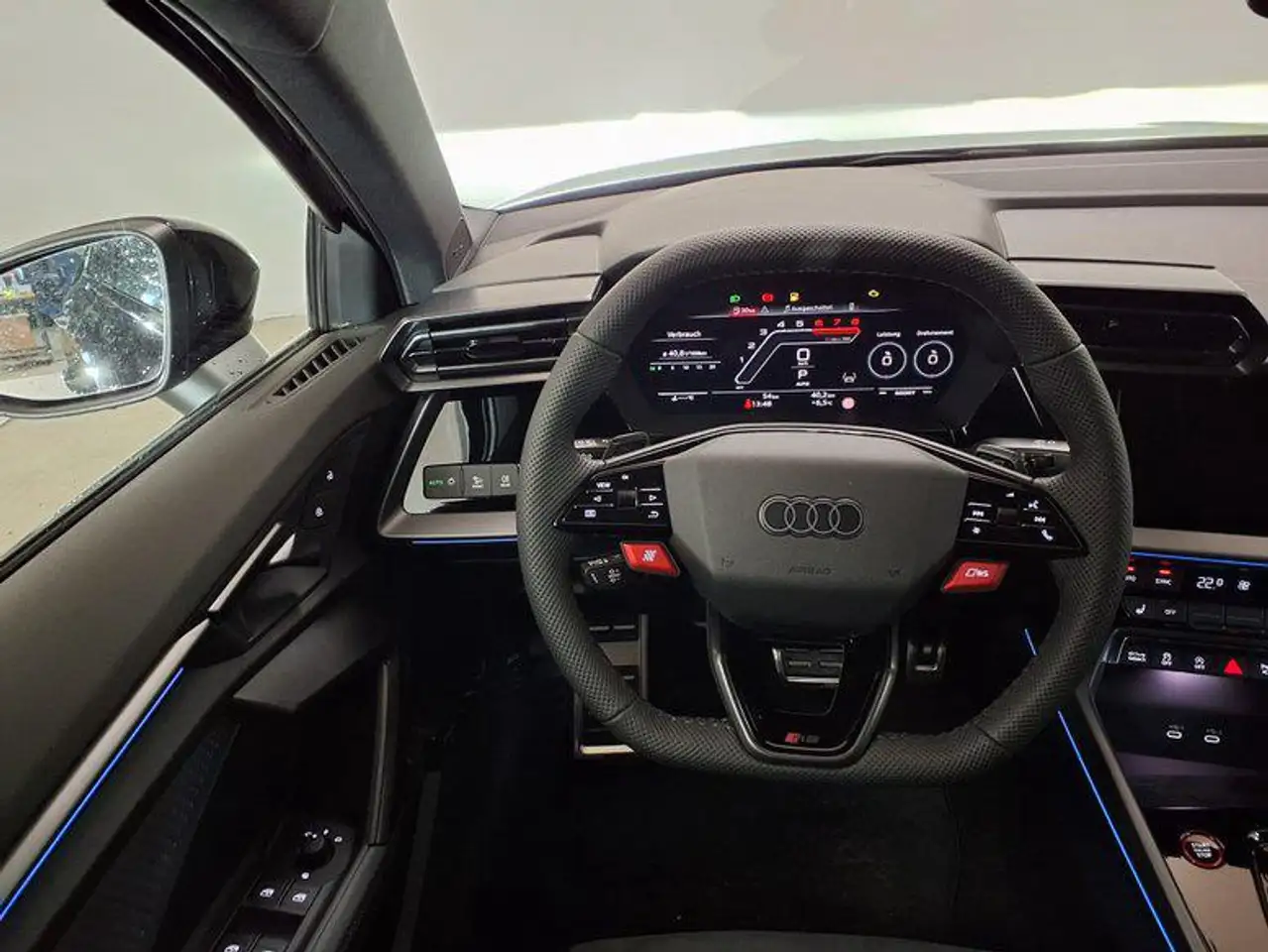 Audi RS3 2.5 TFSI 7-Gang S tronic quattro 294 kW (400 PS... 12