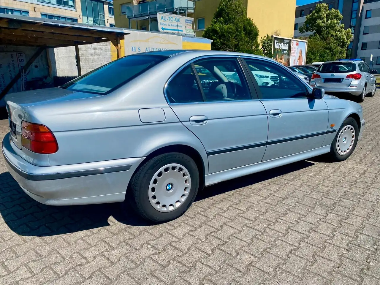 BMW 523 i, foto 4