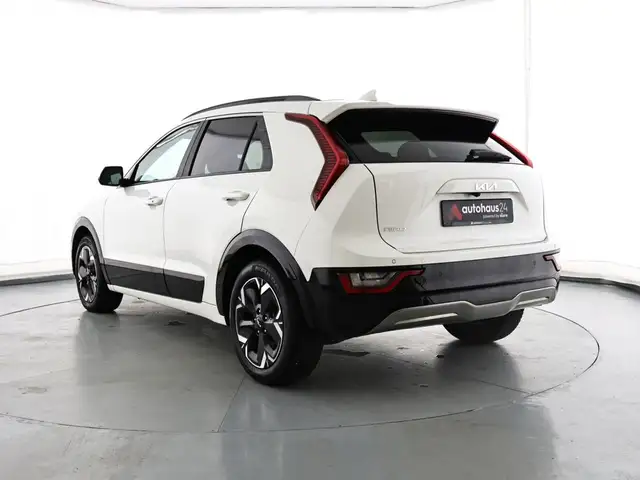 Kia E-Niro view 4