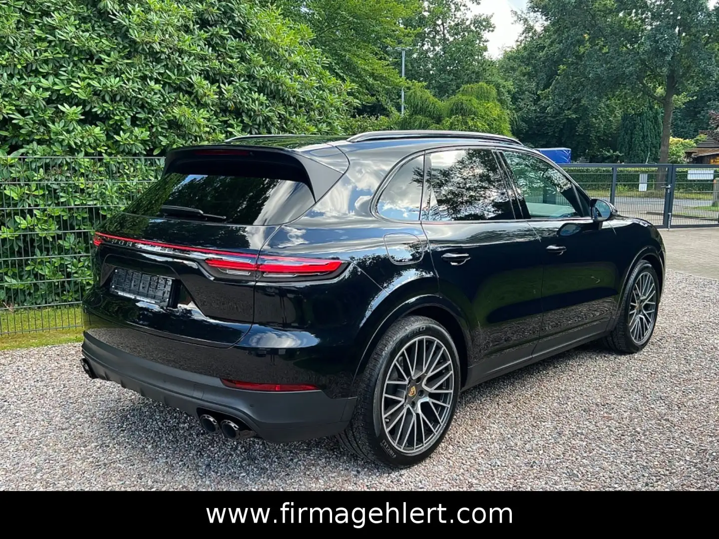 Porsche Cayenne PANO+CHRONO+BOSE+LUFT+SITZKLIMA+360°+21" Schwarz - 1