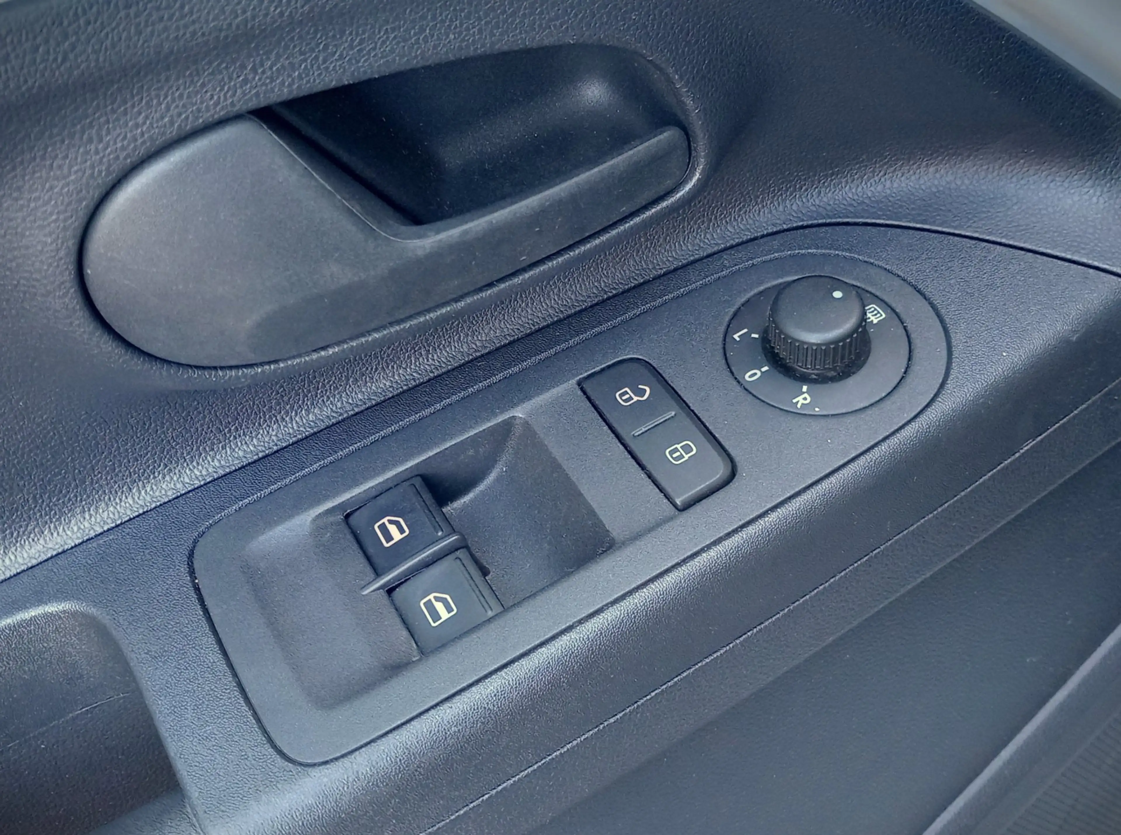 Volkswagen e-up! Elektrisch| Winterpakket | Bluetooth | Camera — photo 10