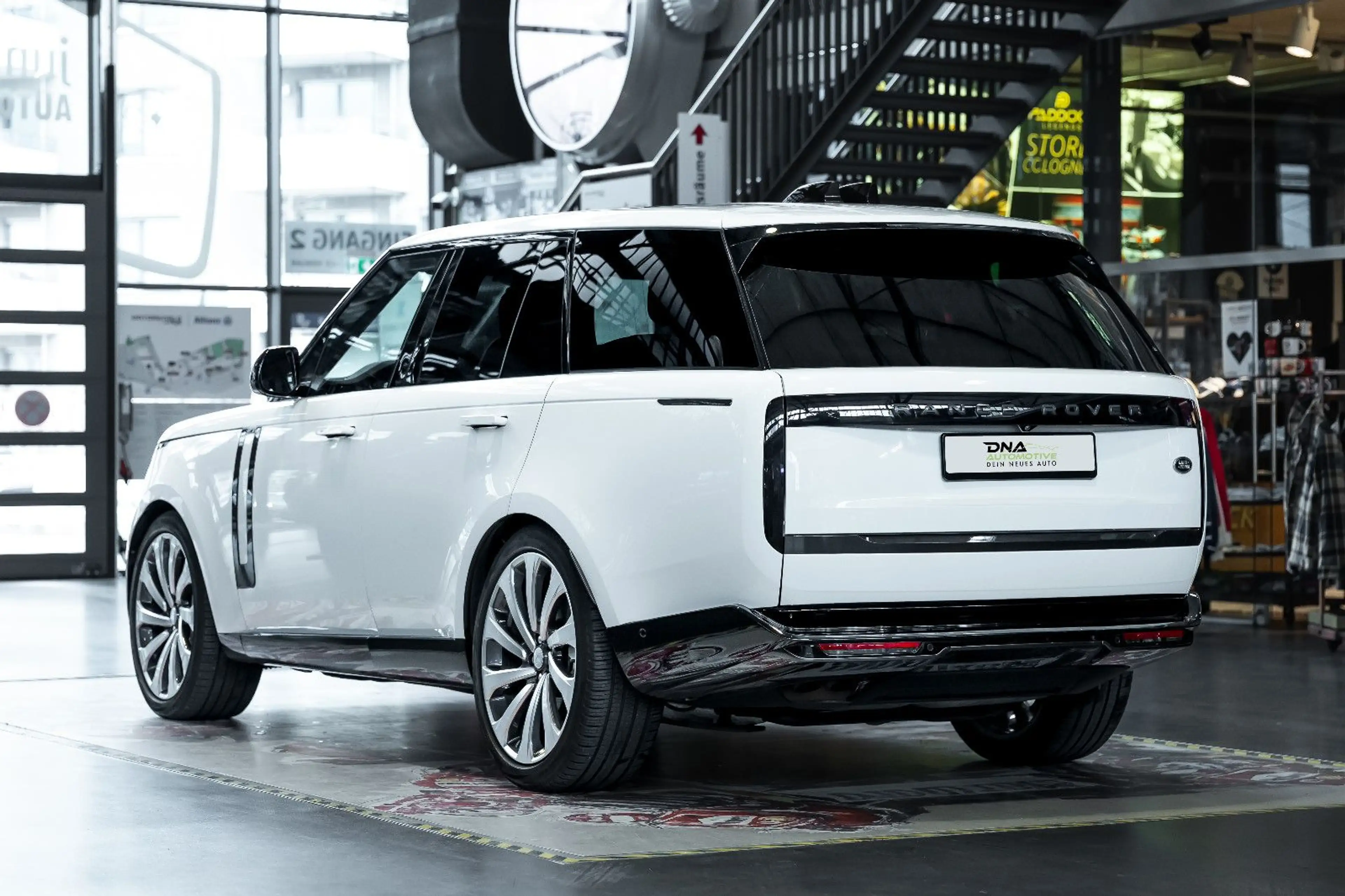 Land Rover Range Rover Vogue/ Werksgarantie 2028 — photo 6