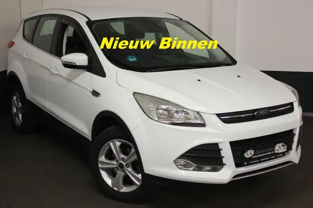 Ford Kuga 1.5 ECOBOOST WHITE SPORT EDITION*WEINIG KM*