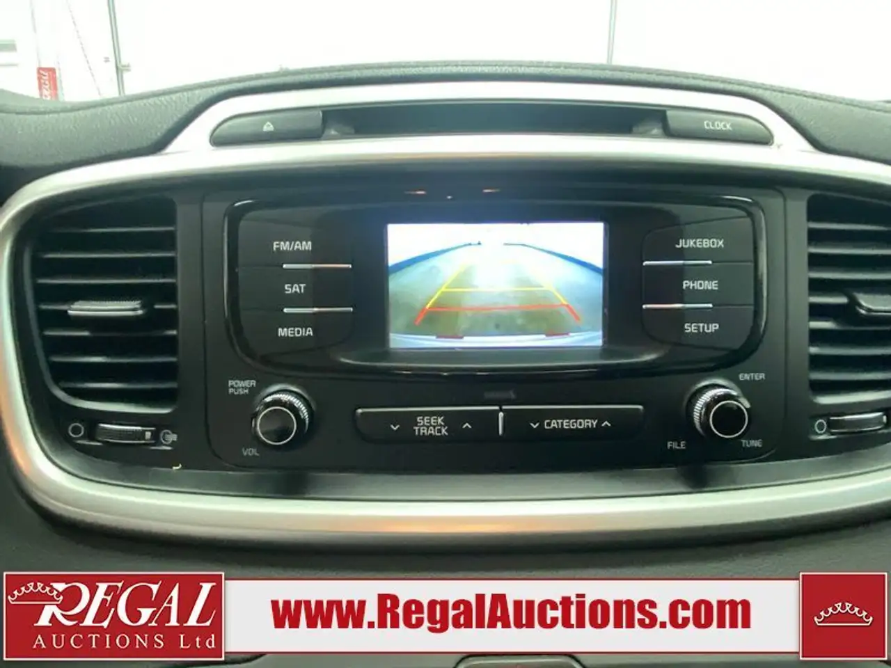 Kia Sorento photo Kia Sorento