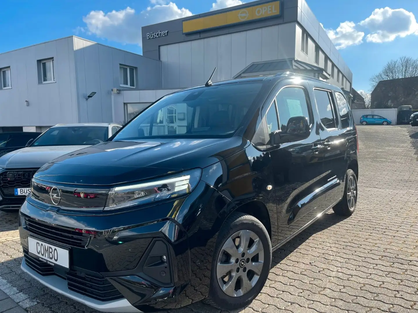 Opel Combo Life E GS Schwarz - 2