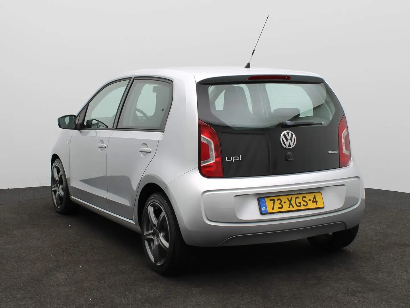 Volkswagen up! 5drs. 1.0 Move Up! | SPORTVELGEN | AIRCO | ARMSTEU Grijs - 2