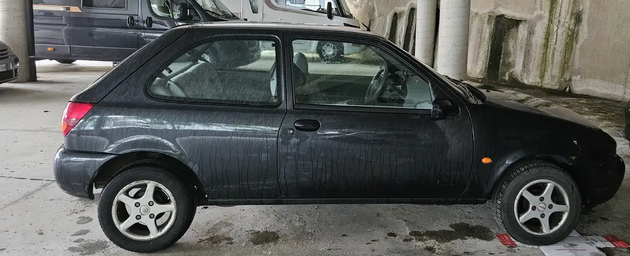Ford Fiesta 3p 1.4i Ghia cat., foto 3