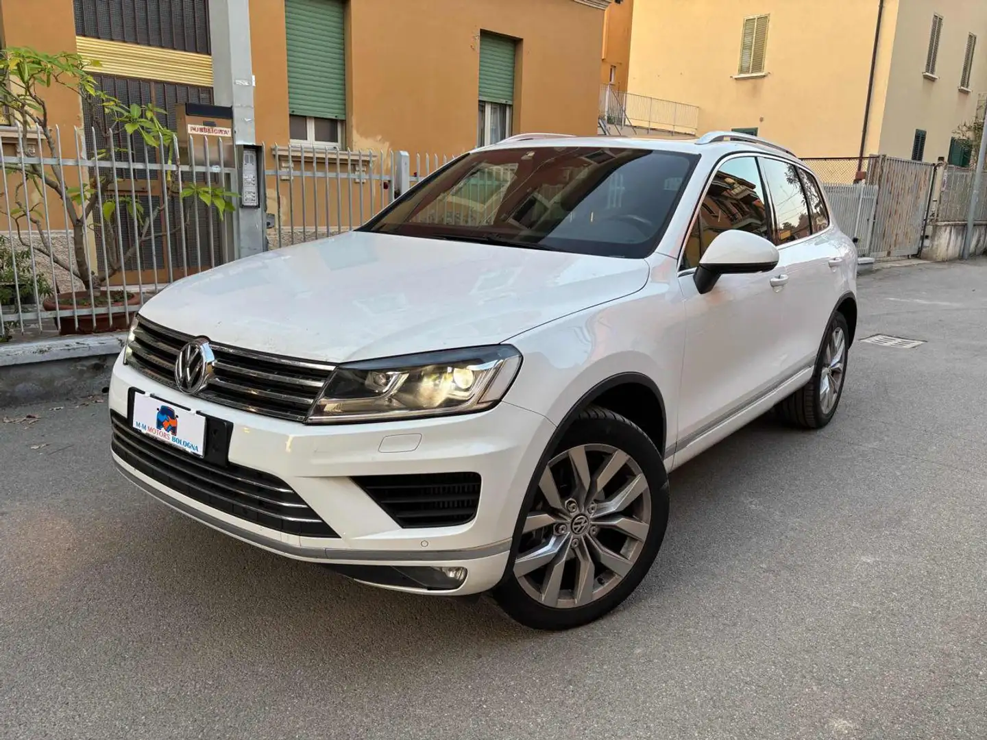 Volkswagen Touareg 3.0 TDI 204 CV tiptronic BlueMotion Techn. Executi Blanc - 1