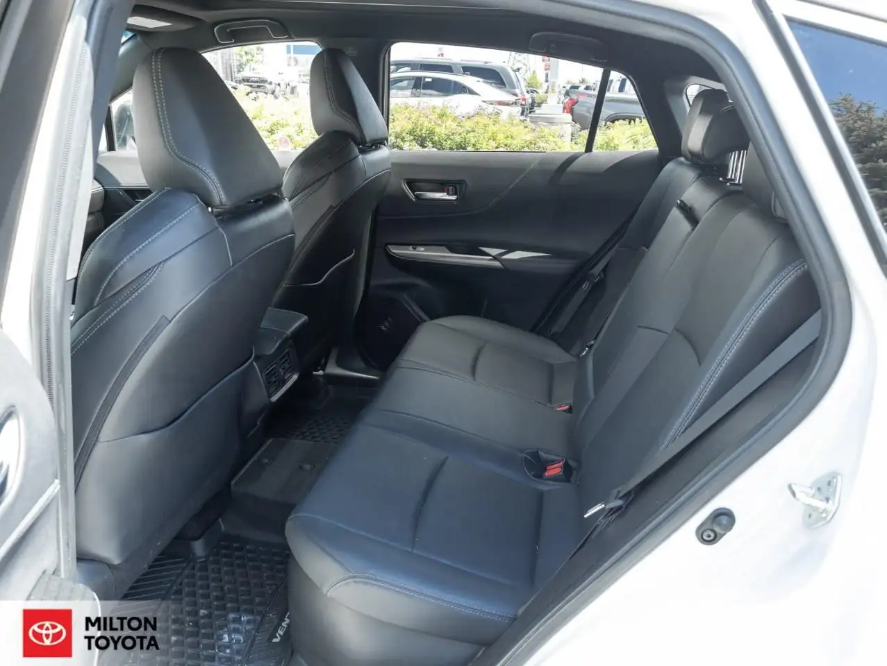Toyota Venza photo Toyota Venza