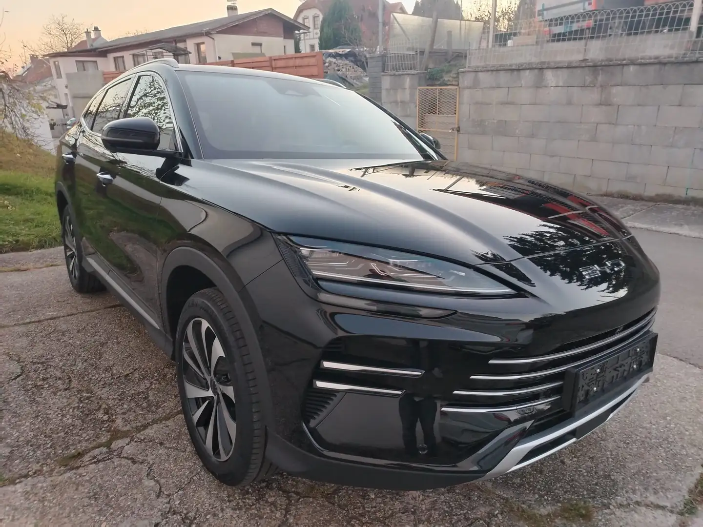 BYD Seal U DM-i Design *Österreich-Paket* Schwarz - 2