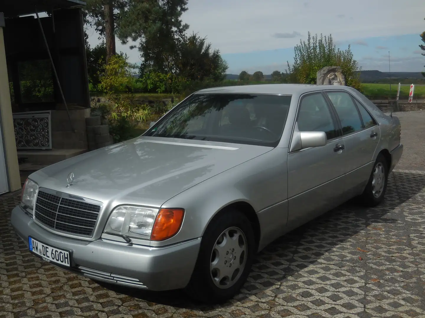 Mercedes-Benz S 600 600 SE srebrna - 1