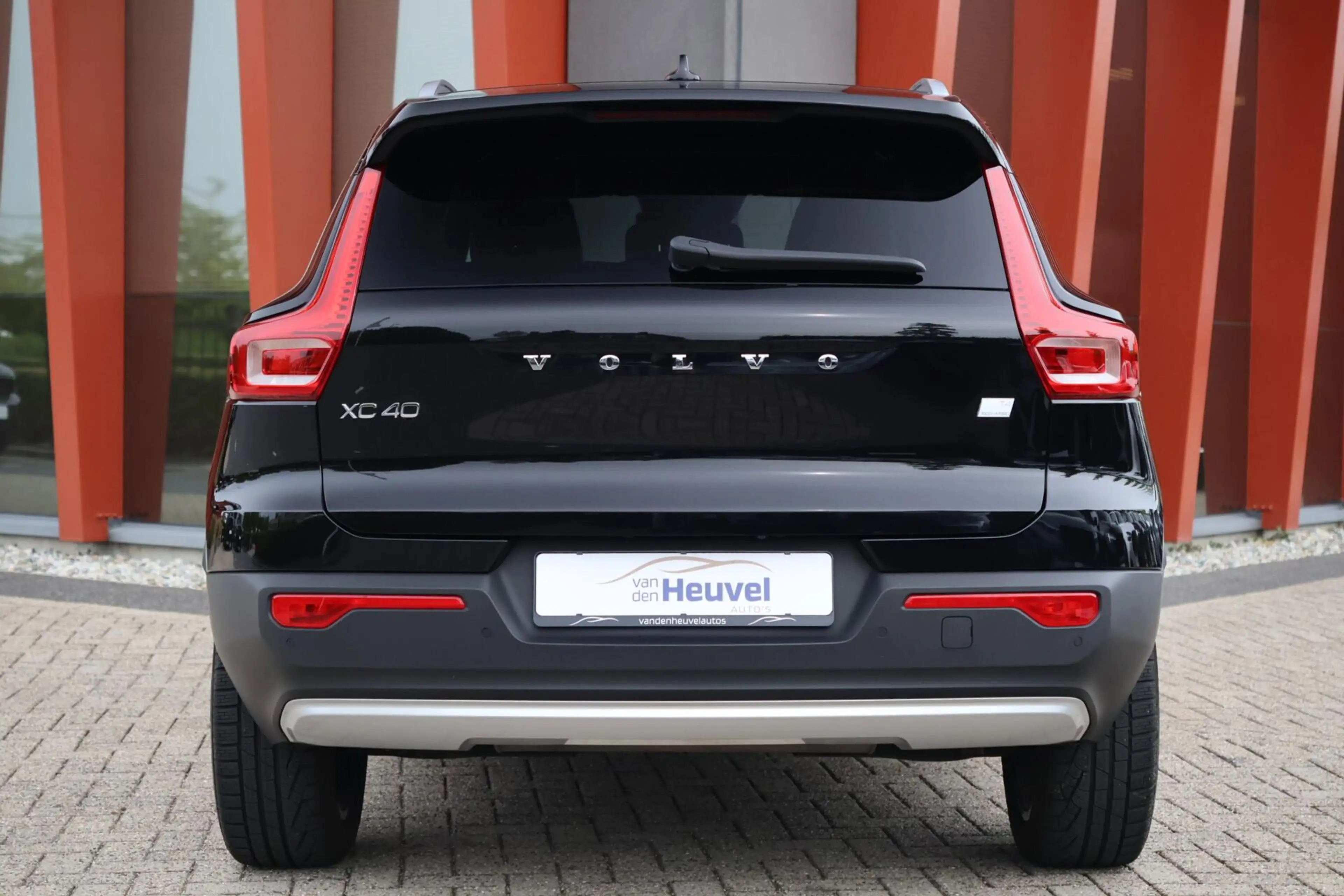 Volvo XC40 T4 Recharge Inscription | Stoelverwarming | Parkee — photo 4
