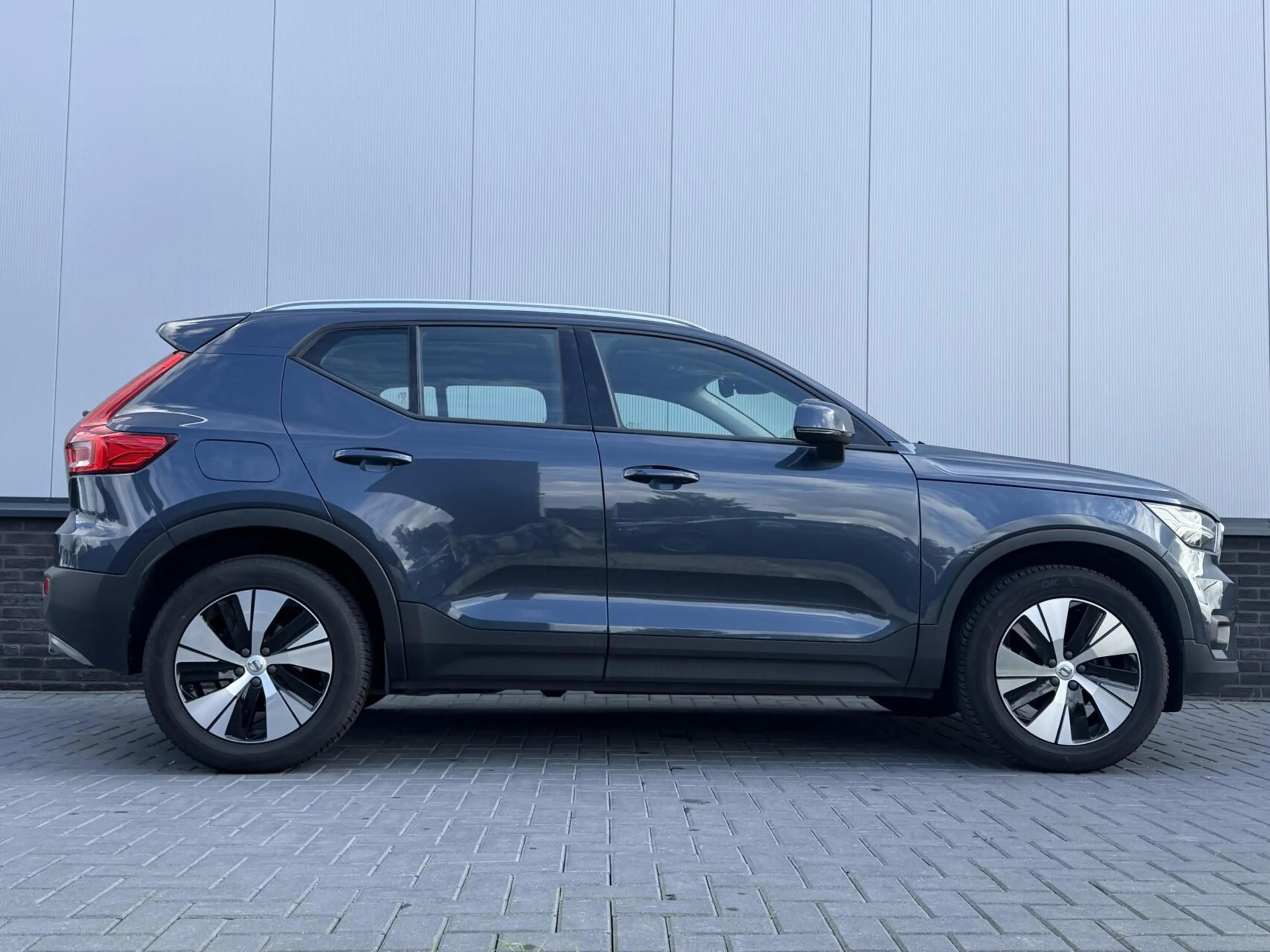 Volvo XC40 1.5 T2 Momentum Core|TREKHAAK|BLIS| — photo 5