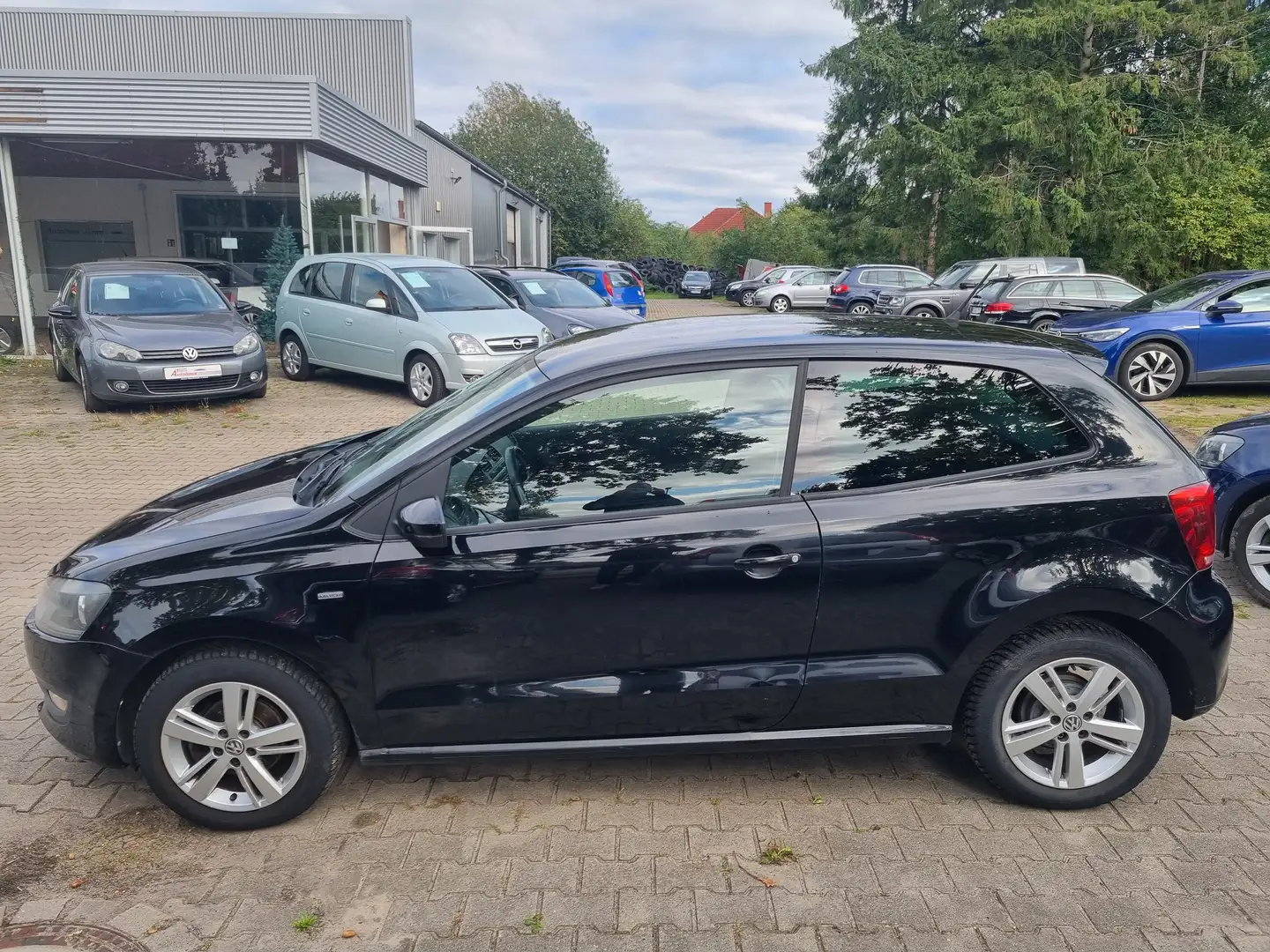 Volkswagen Polo Polo 1.2 MATCH Schwarz - 2