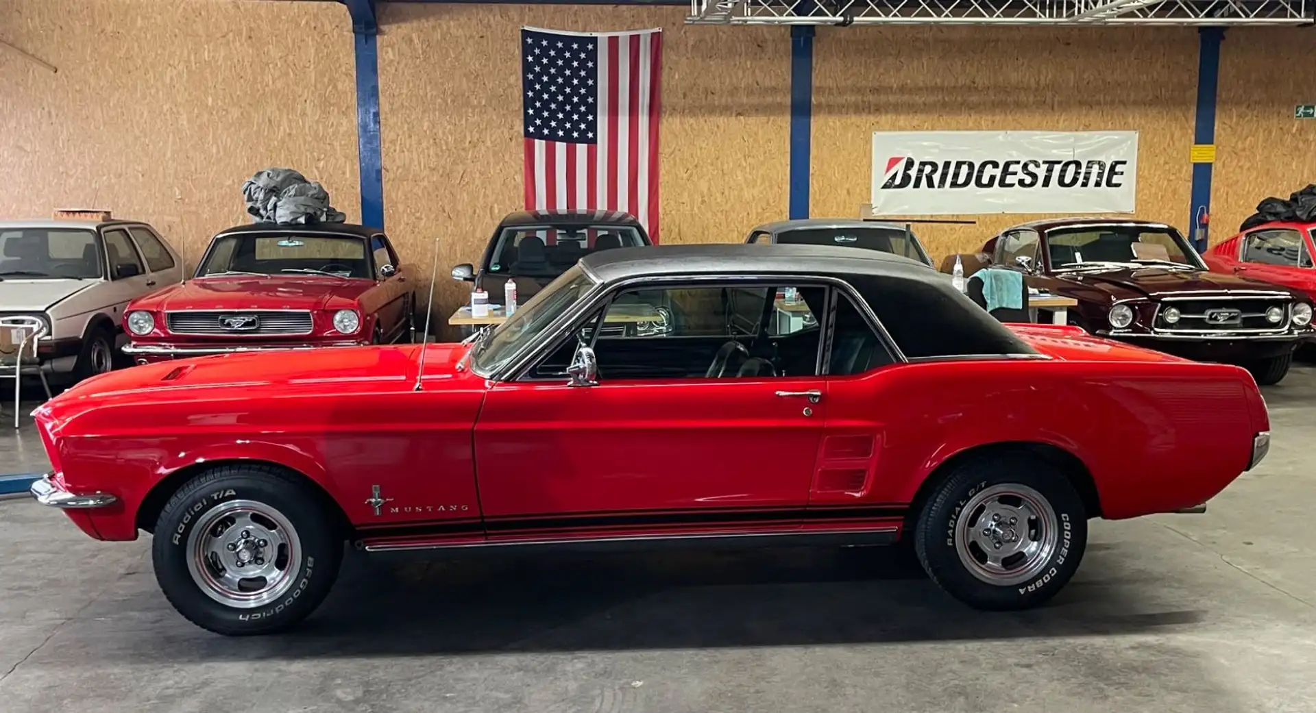 Ford Mustang Scheibenbr.,Servo,Automatik,toller Lack Rojo - 2