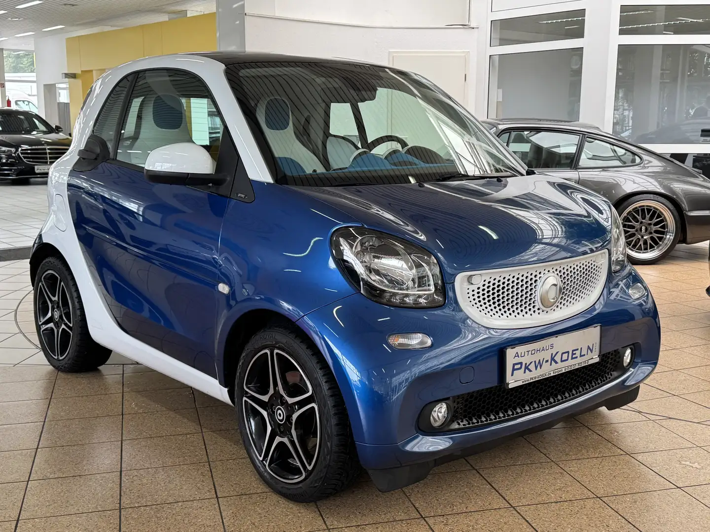 smart forTwo PROXY *COOL&MEDiA*KLiMA*NAVi*SiTZHG*ALU* Blau - 2