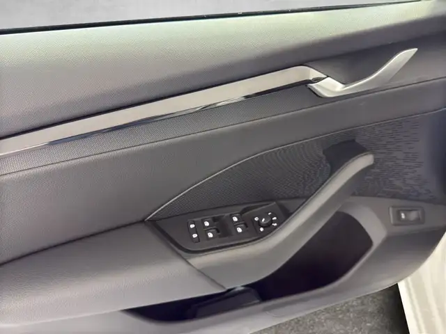 Skoda Octavia view 14