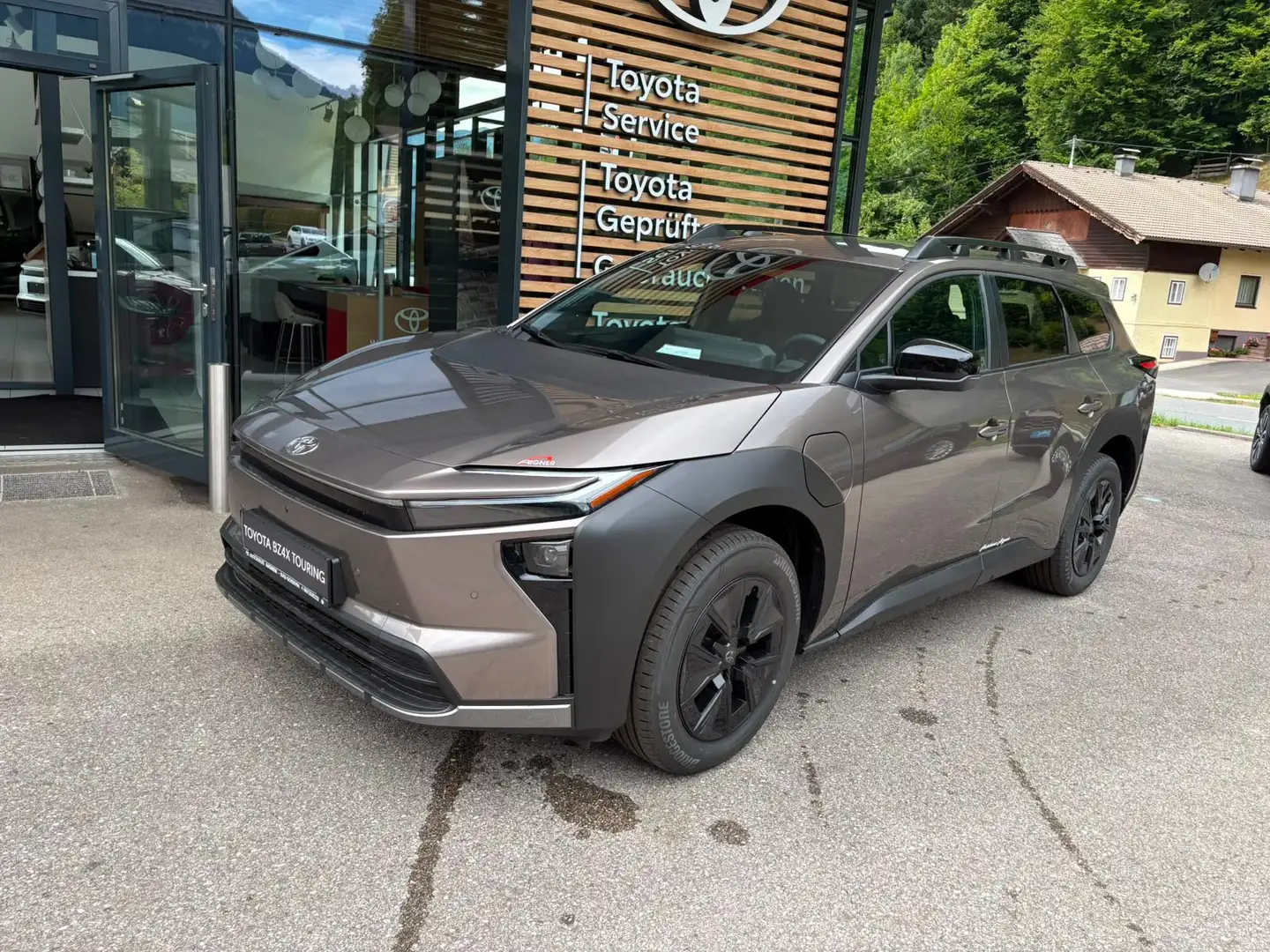Toyota bZ4X BZ4X Touring Elektro 74,7kWh Teamplayer Bronze - 2