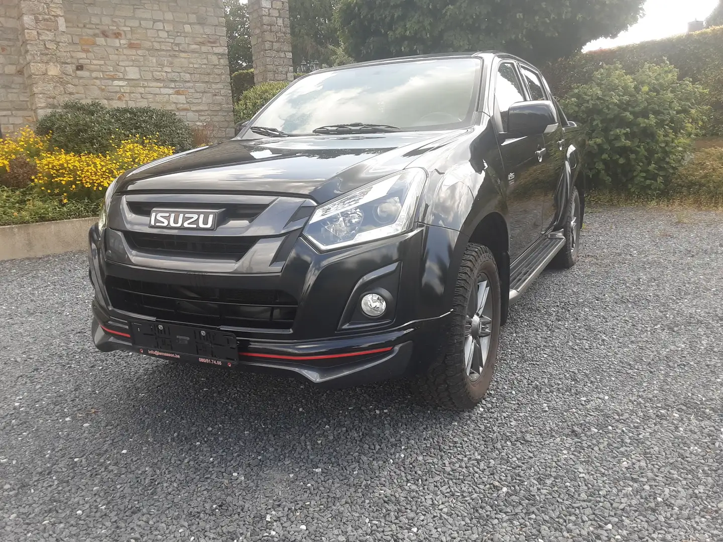 Isuzu D-Max Negro - 1