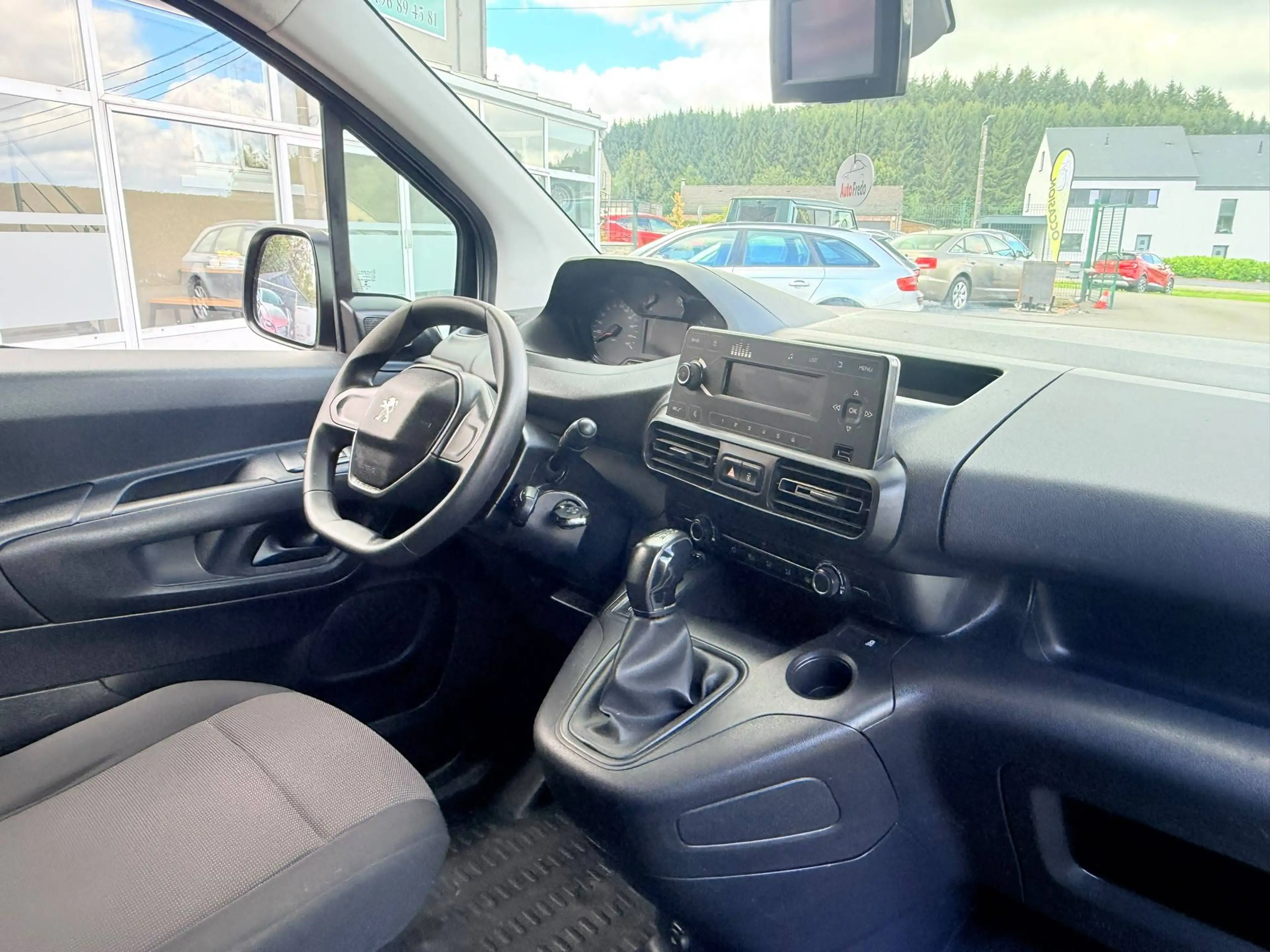 Peugeot Partner 1.5 BlueHDi L1 * 76 000 km */* Camera */* Dispo de suite :) — photo 15