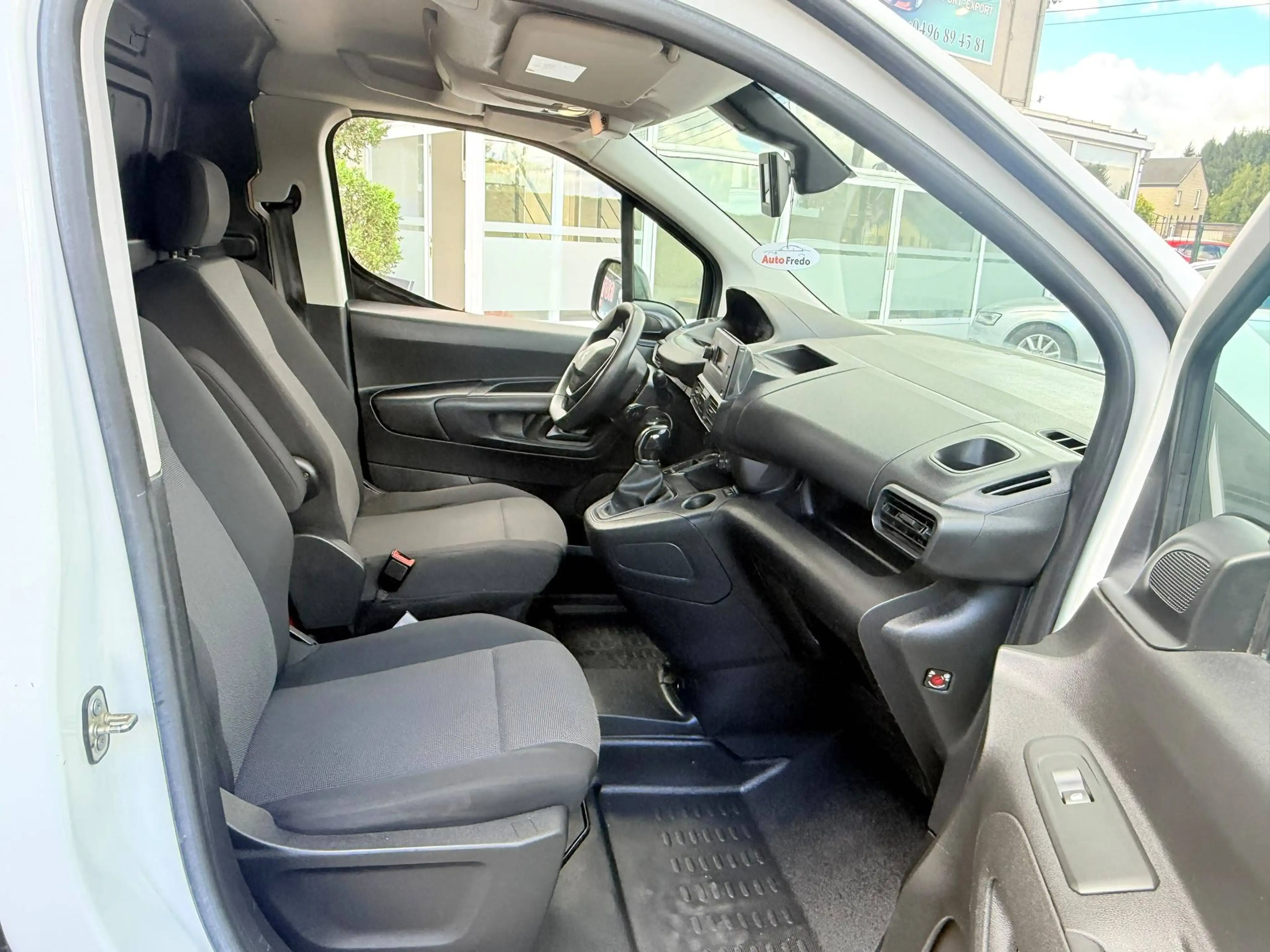 Peugeot Partner 1.5 BlueHDi L1 * 76 000 km */* Camera */* Dispo de suite :) — photo 14