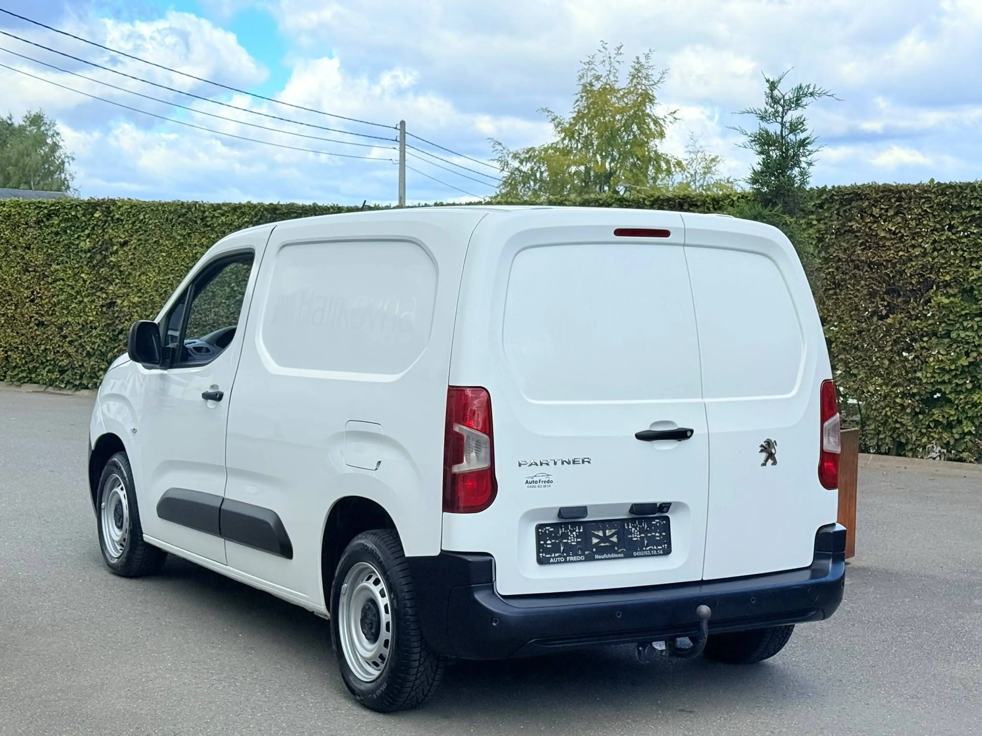 Peugeot Partner 1.5 BlueHDi L1 * 76 000 km */* Camera */* Dispo de suite :) — photo 9