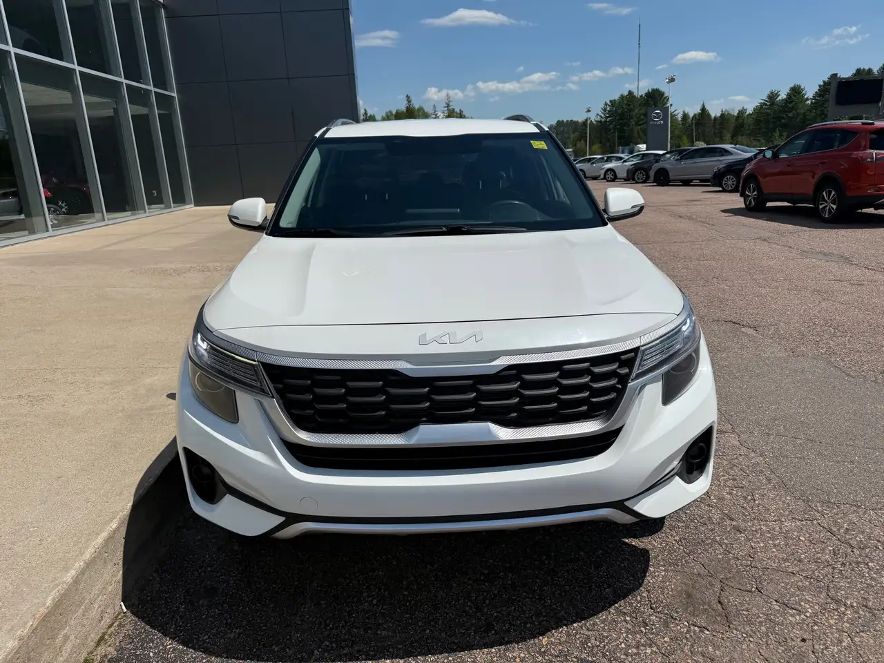 Kia Seltos снимка Kia Seltos