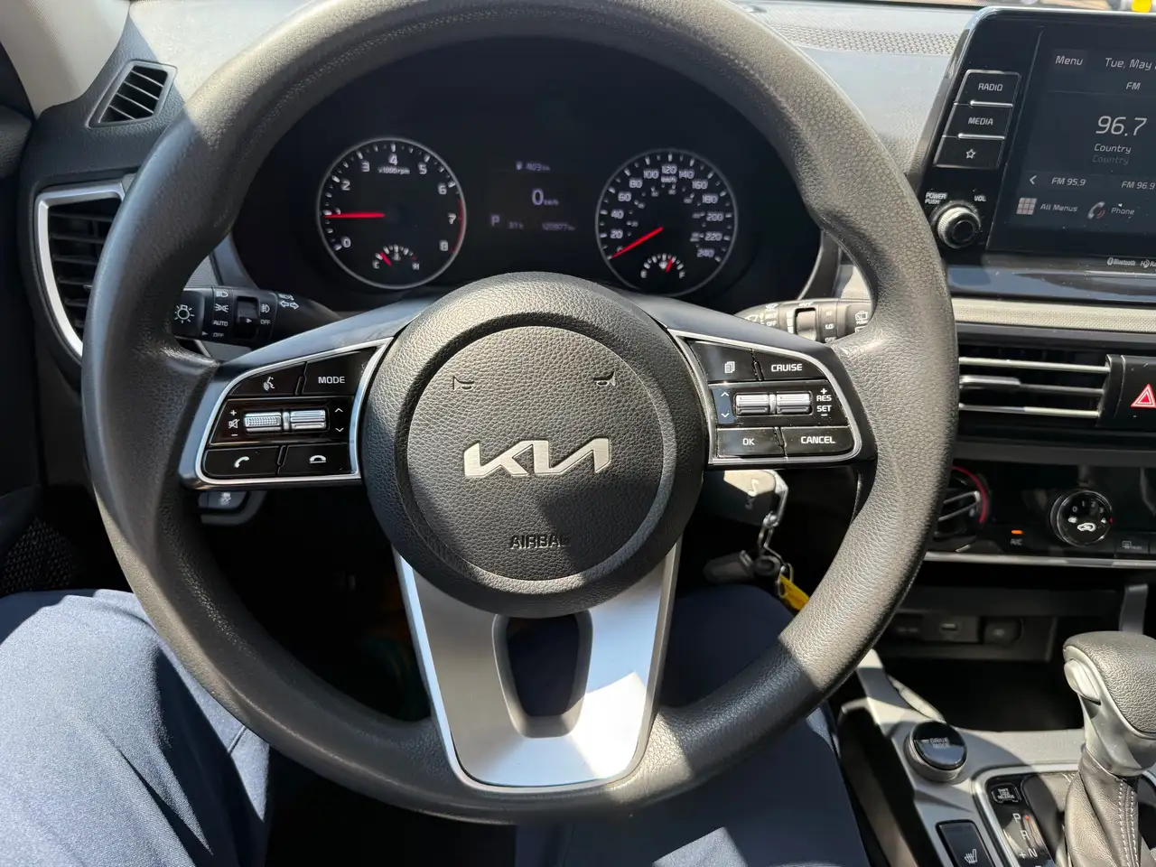 Kia Seltos снимка Kia Seltos