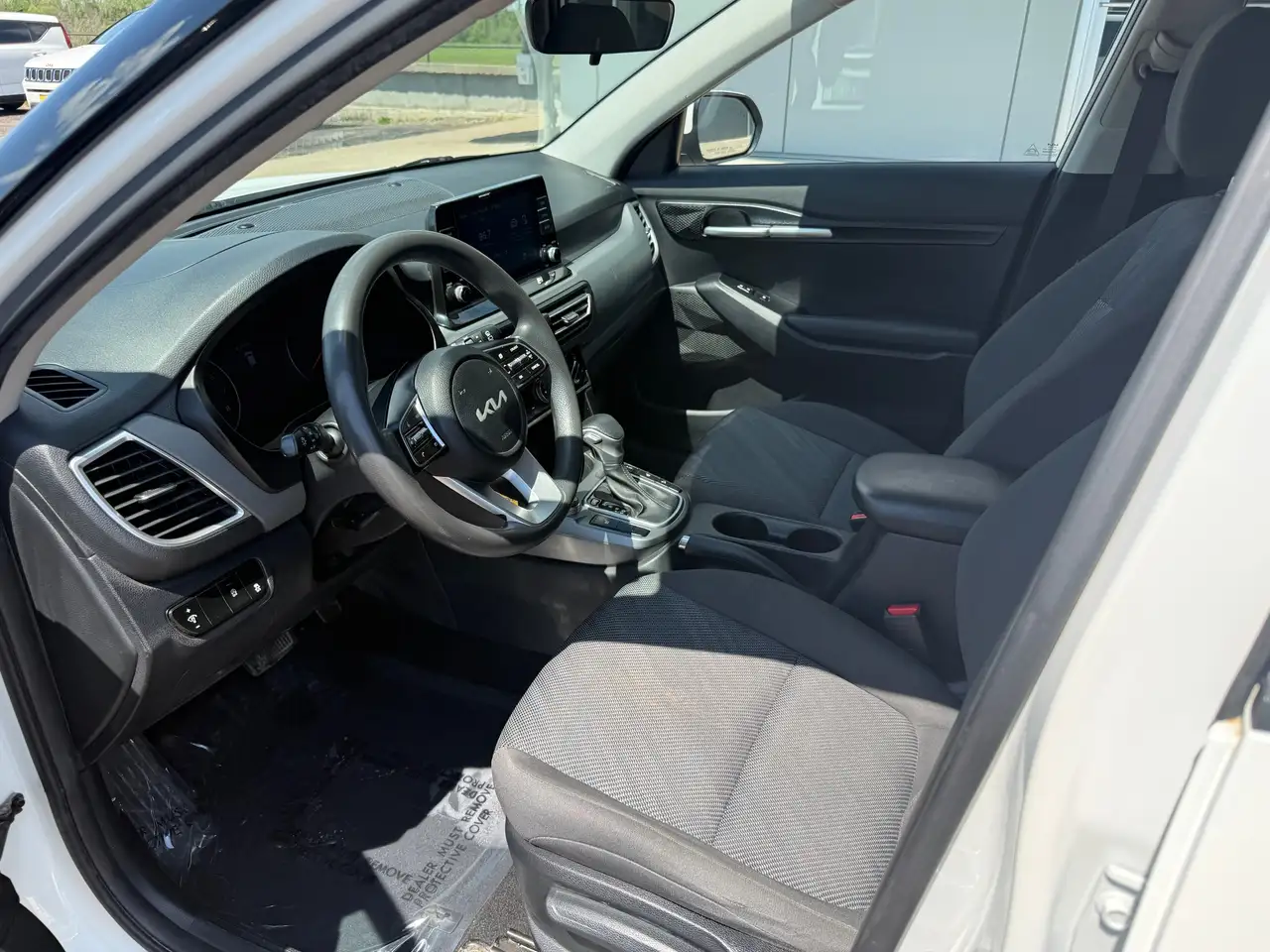 Kia Seltos снимка Kia Seltos