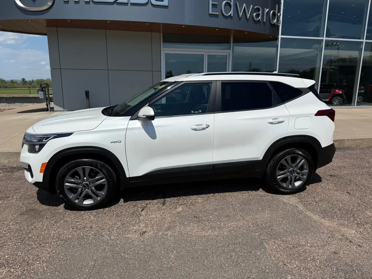 Kia Seltos снимка Kia Seltos