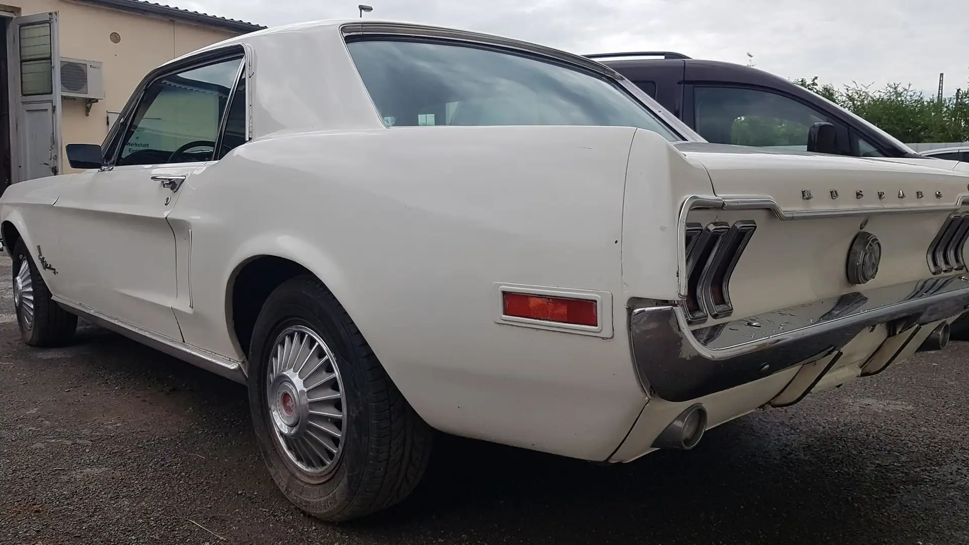 Ford Mustang 289 V8 Modellj.68 Weiß - 1