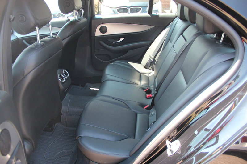 Mercedes-Benz E 200 d Lim. Avantgarde, LED, 360 — photo 11
